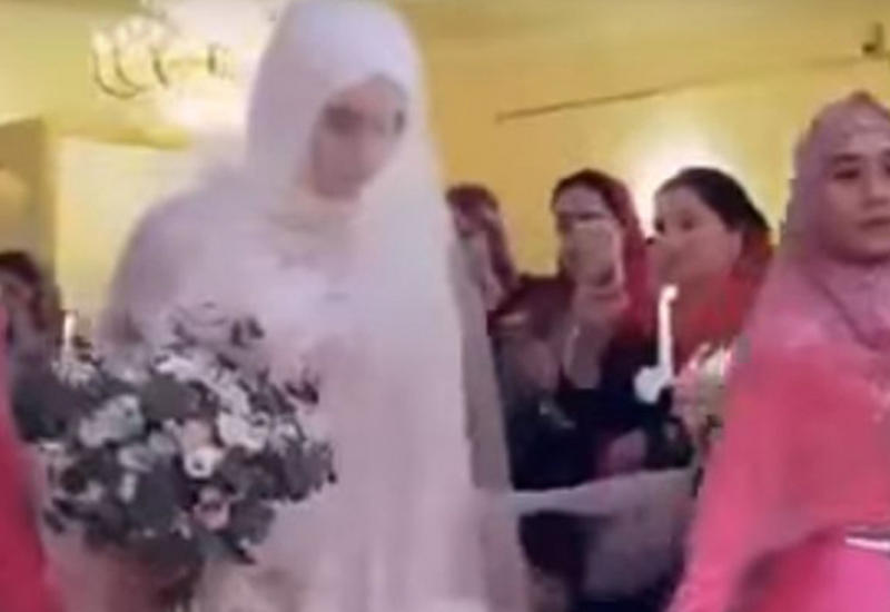 На свадьбе российского чемпиона прозвучала "Сары гялин"
