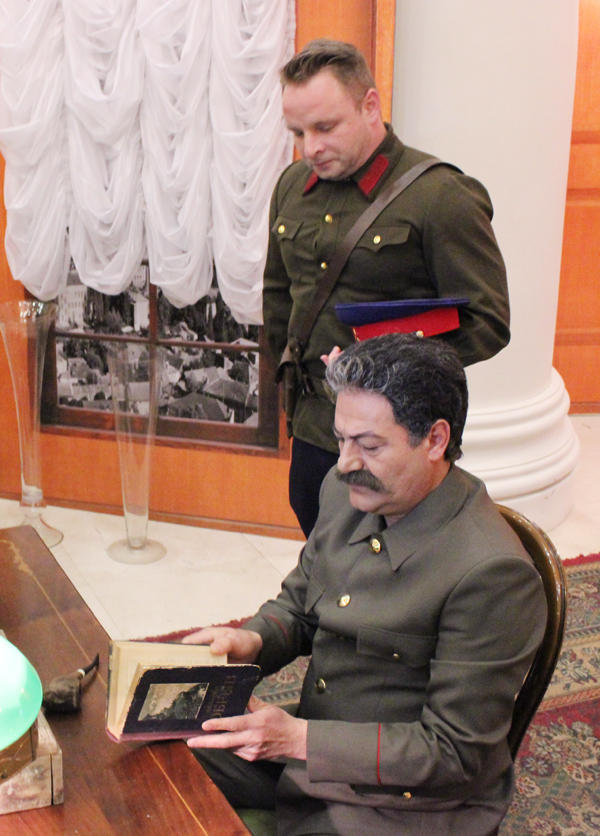 "Stalinin başı"nın qala gecəsindən yeni FOTOlar