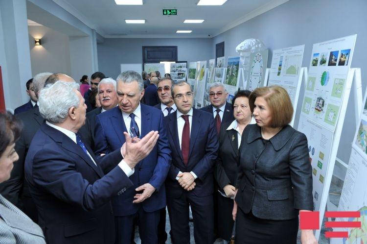 Студенты рассказали, как развивать Карабах на примере Агдама