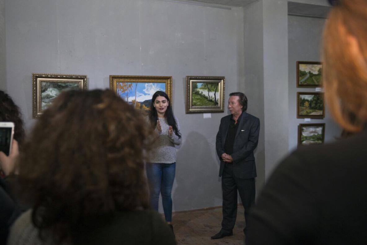 В Баку открылась выставка Бориса Щетинкина "Несовременный взгляд"