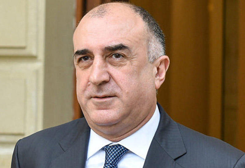 Elmar Məmmədyarov Macarıstana gedir