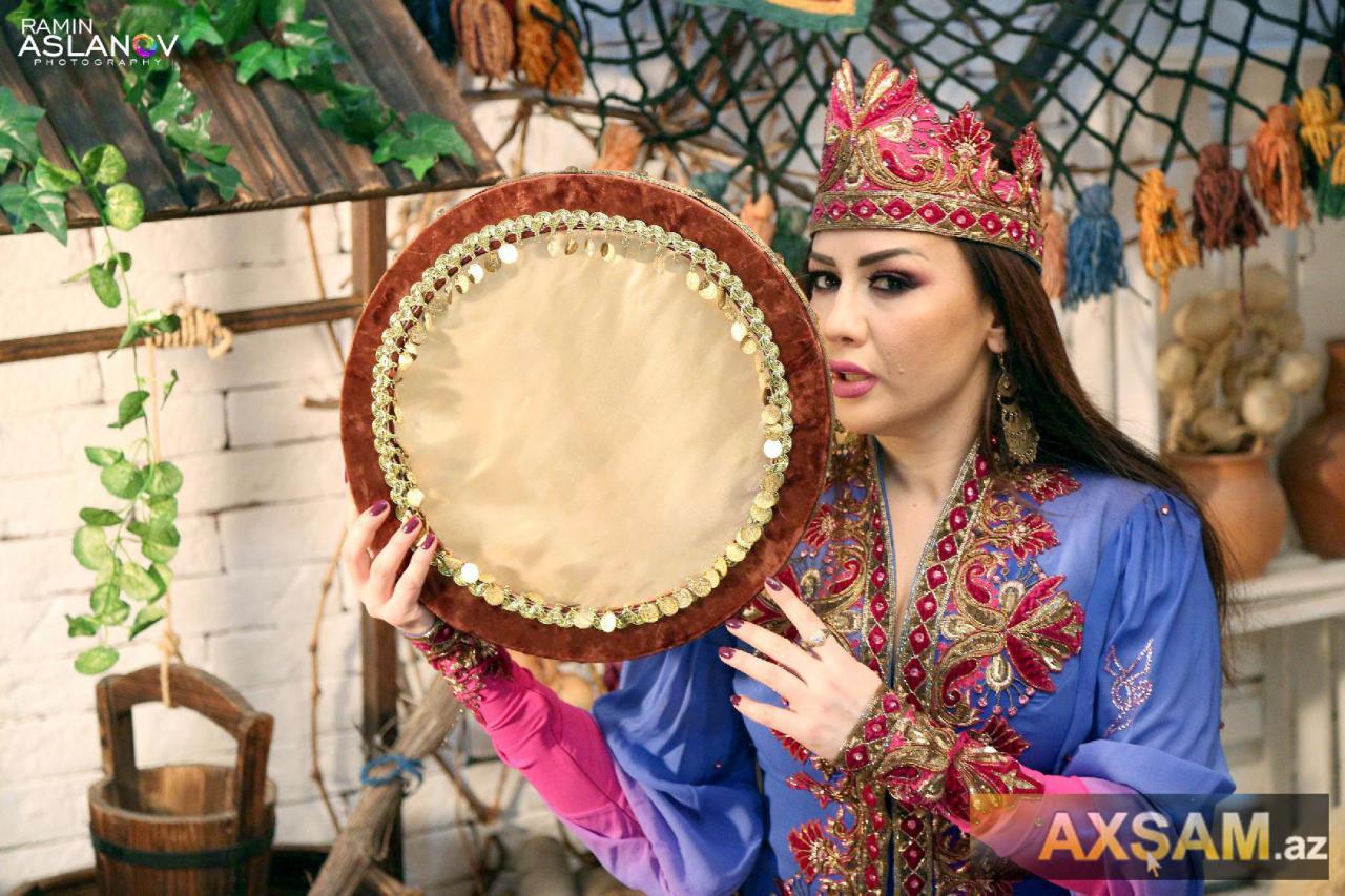 "Hər il qızımla ağzımıza su alıb qapı pusuruq"