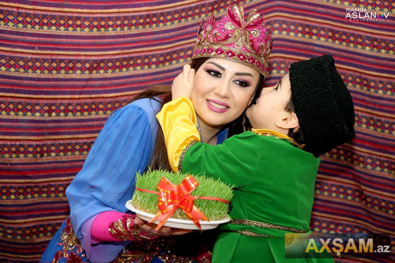 "Hər il qızımla ağzımıza su alıb qapı pusuruq"