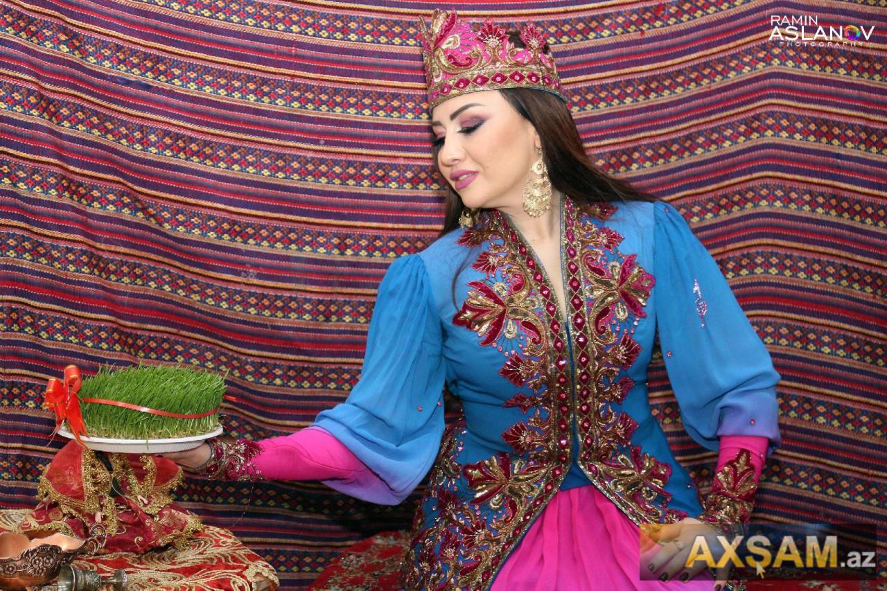 "Hər il qızımla ağzımıza su alıb qapı pusuruq"