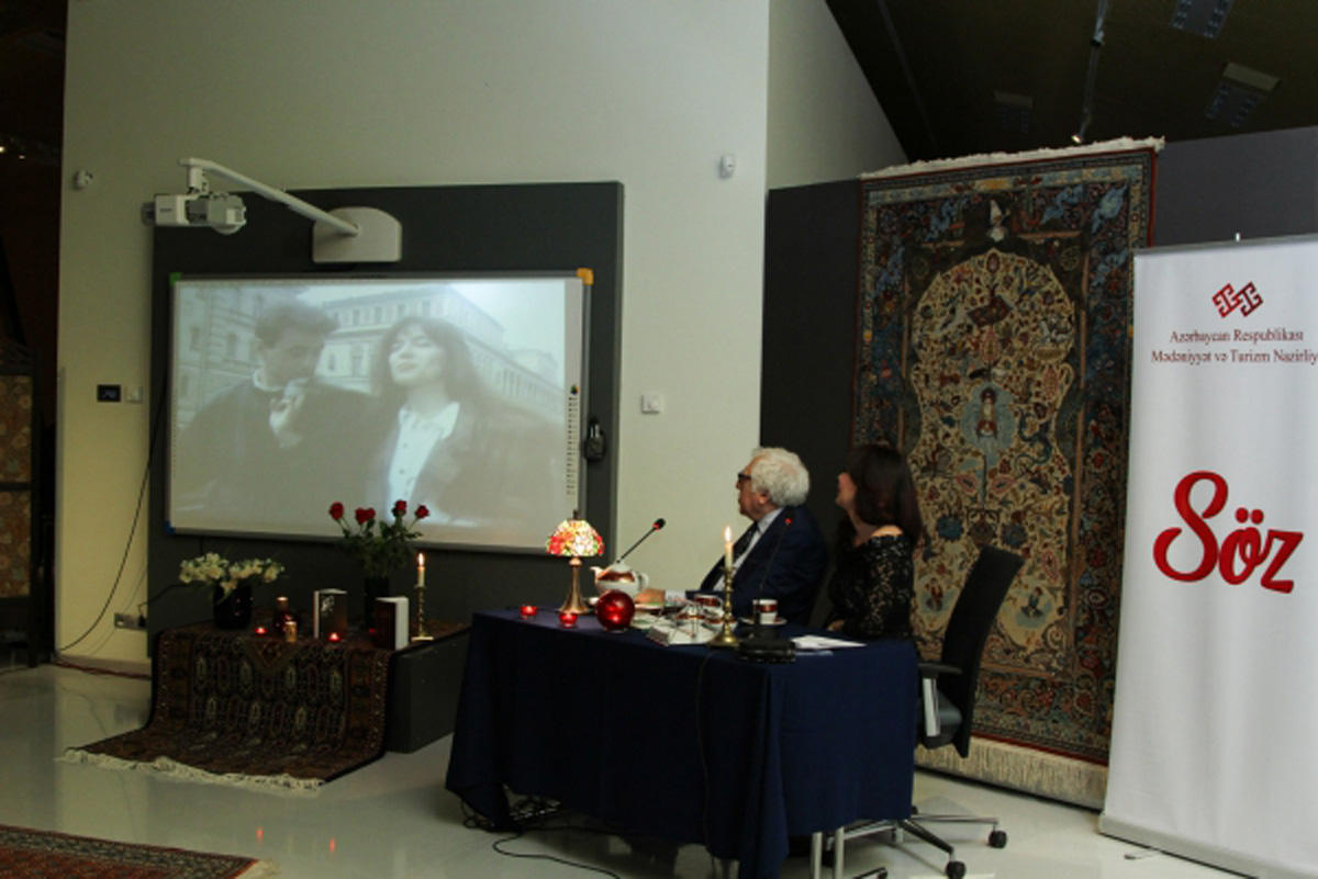 В Баку прошла встреча с народным писателем Анаром