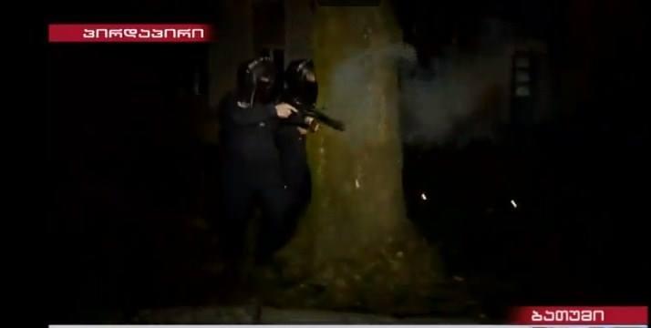 В Батуми произошли беспорядки, полиция применила резиновые пули