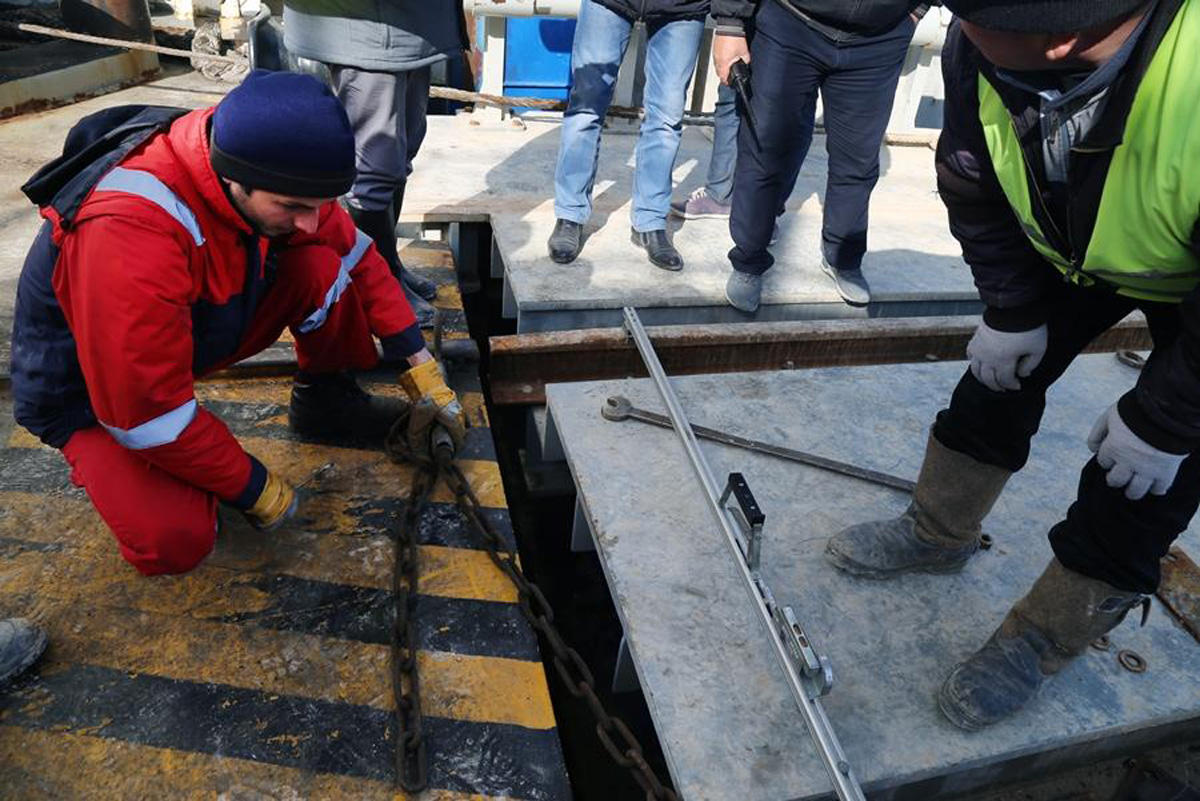 Qazaxıstanın Kurık limanından Azərbaycana ilk yük yola salınıb