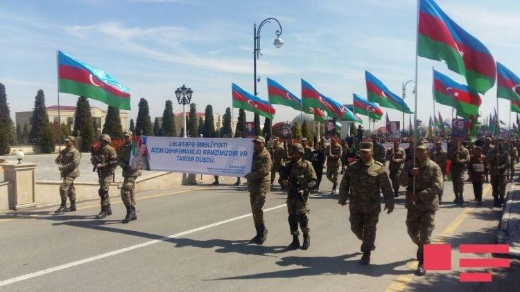 В Горадизе состоялось шествие, посвященное годовщине победы в апрельских боях