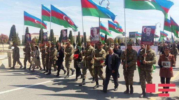 В Горадизе состоялось шествие, посвященное годовщине победы в апрельских боях