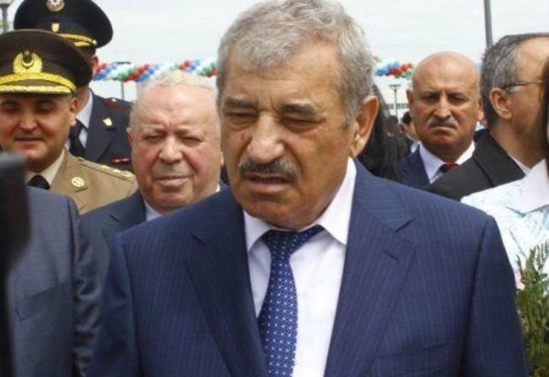 Глава ИВ: Снос мечети "Hacı Cavad" на "Советской" приостановлен