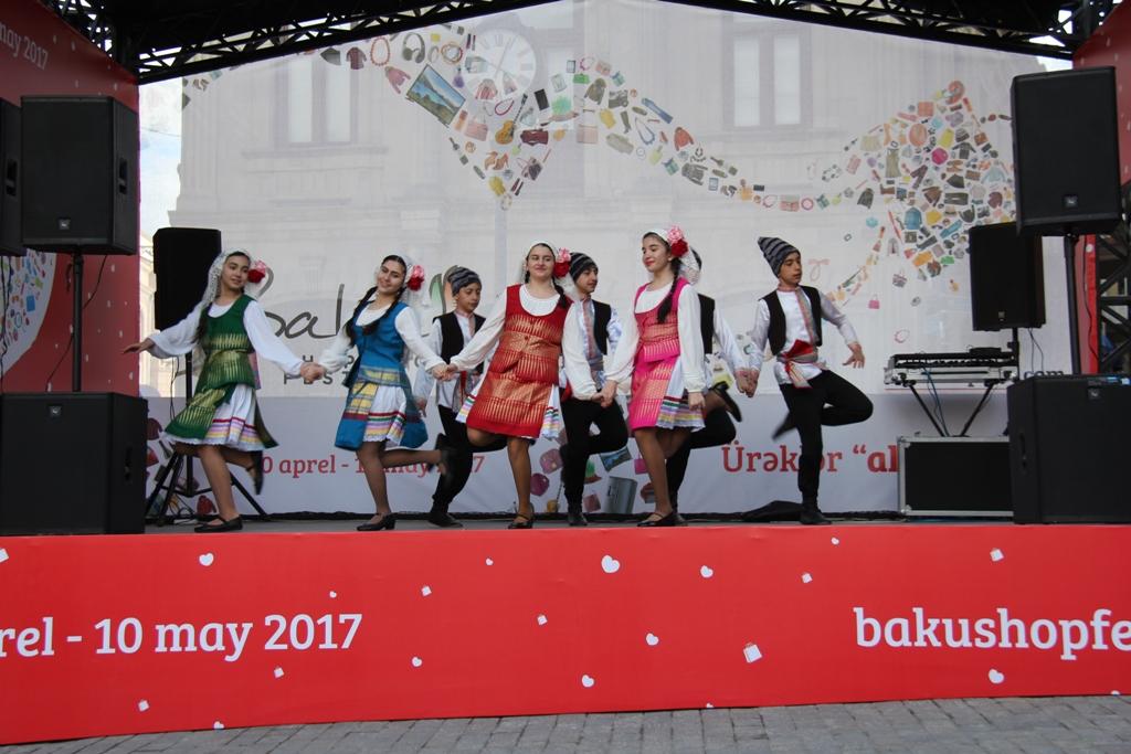 Baku Shopping Festival в Ичеришехер