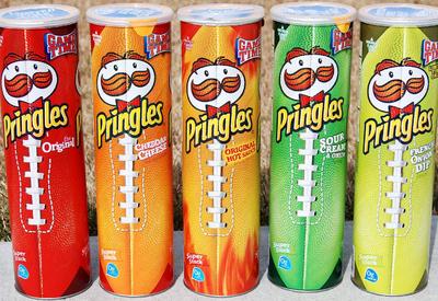 Мы все неправильно ели чипсы Pringles