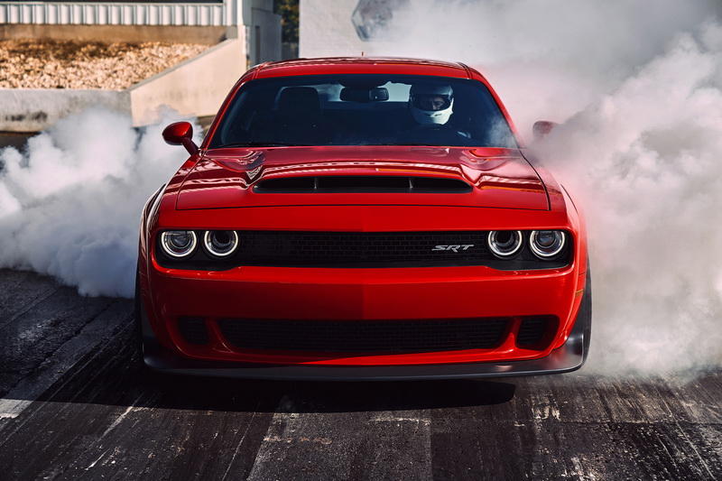 "Демонический" Dodge Challenger стал самым динамичным автомобилем в мире