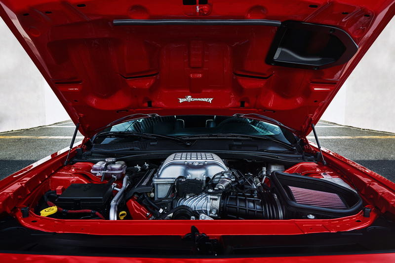"Демонический" Dodge Challenger стал самым динамичным автомобилем в мире