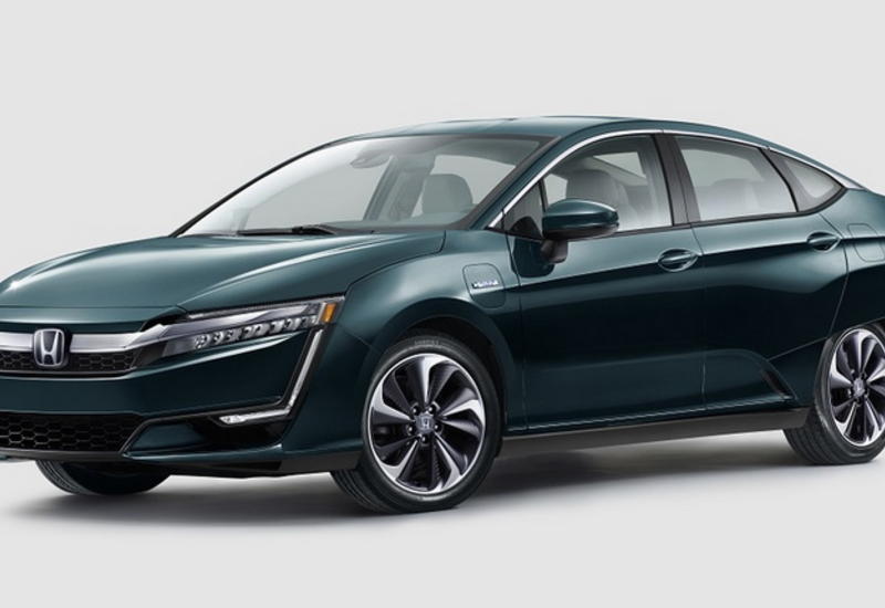 Honda представила гибрид и электромобиль Clarity