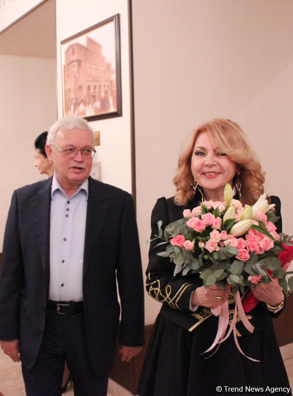 Премьера спектакля "Бульвар Сансет" в Баку