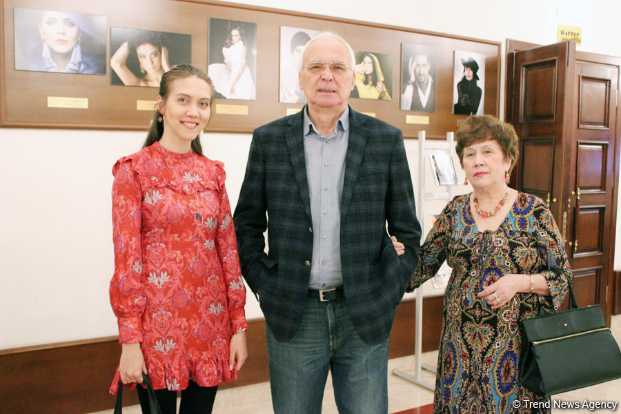 Премьера спектакля "Бульвар Сансет" в Баку