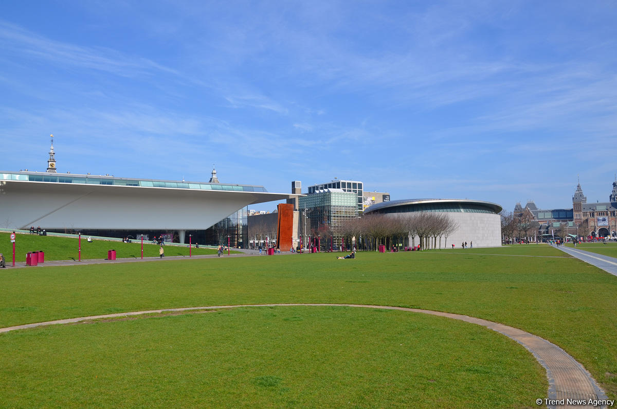 Прогулка по весеннему цветущему Амстердаму