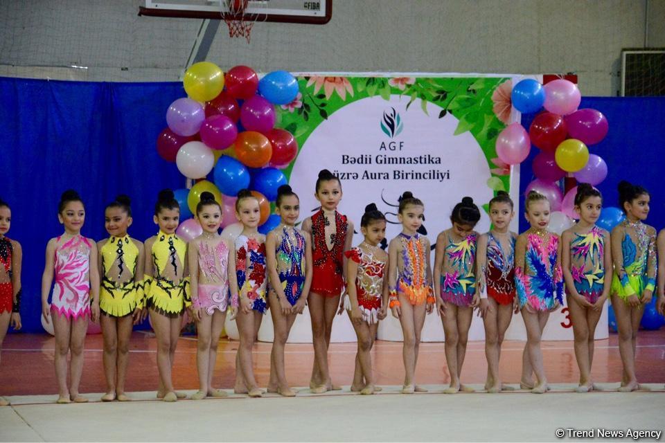 В Баку состоялось открытое первенство по художественной гимнастике "AURA"