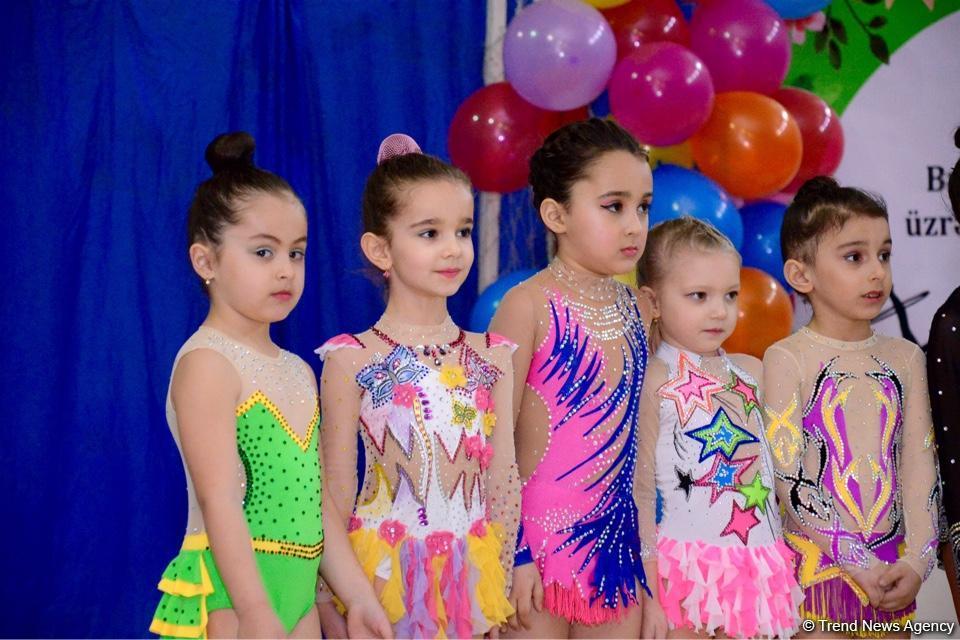 В Баку состоялось открытое первенство по художественной гимнастике "AURA"