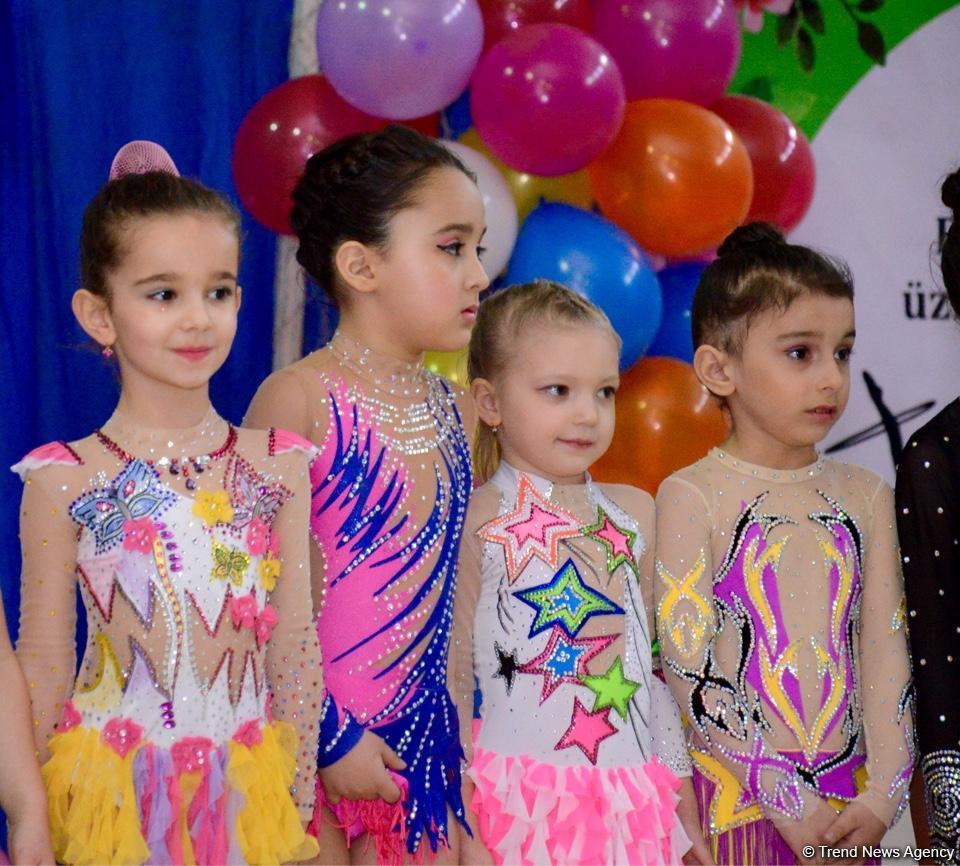 В Баку состоялось открытое первенство по художественной гимнастике "AURA"