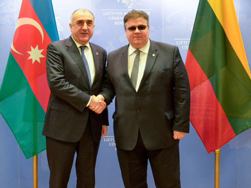 Elmar Məmmədyarov Litva xarici işlər naziri ilə görüşdü