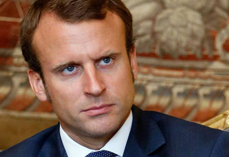 Макрон призвал к рождественскому перемирию и приостановке протестов