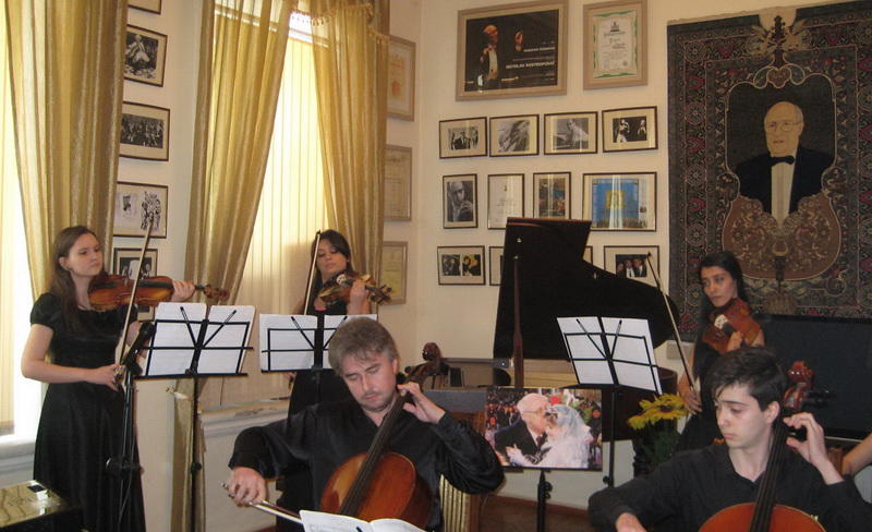 В Баку состоялся вечер "10 лет без Мстислава Ростроповича"