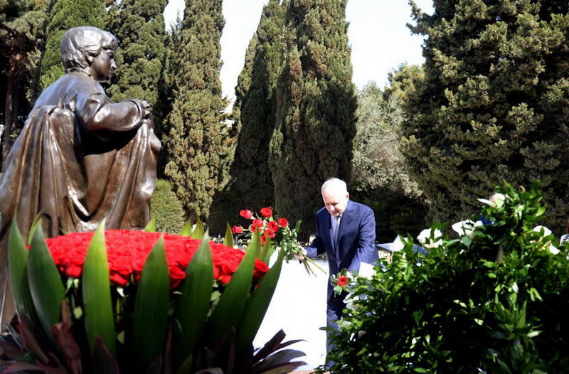 Представители медицинской общественности Азербайджана почтили память академика Зарифы Алиевой