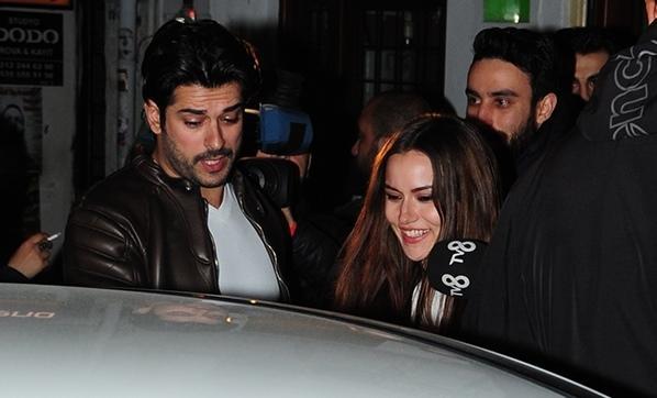 Burak Özçivit bu suala əsəbiləşdi