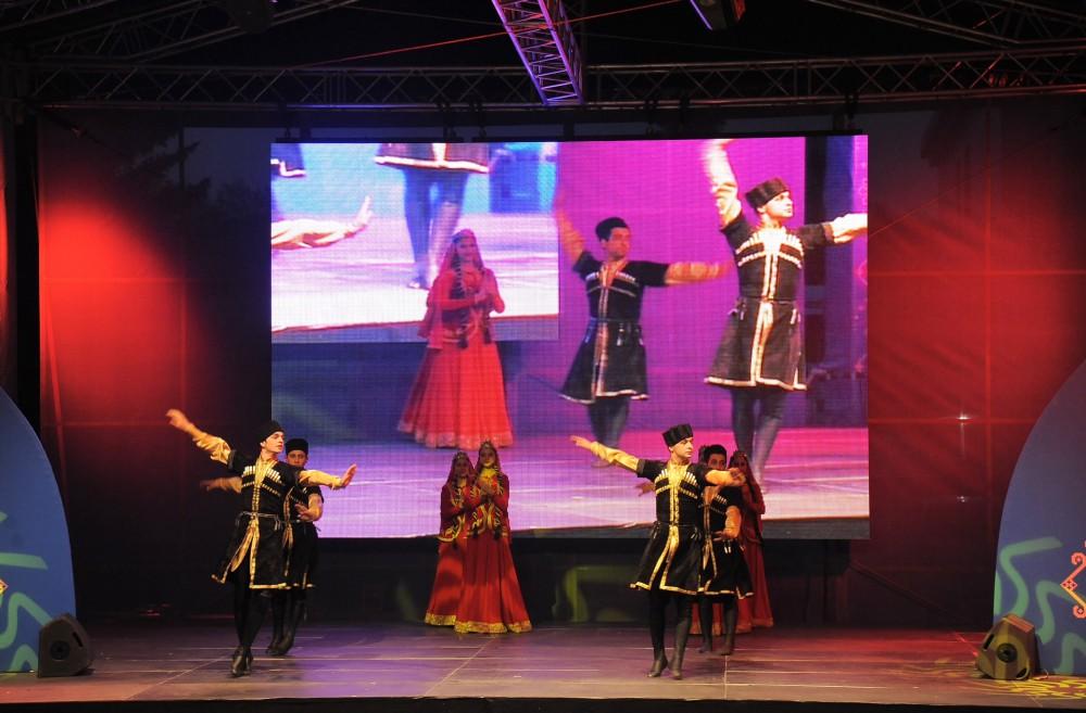 «Баку-2017»: Фестиваль воды оставил в памяти гусарцев глубокий след