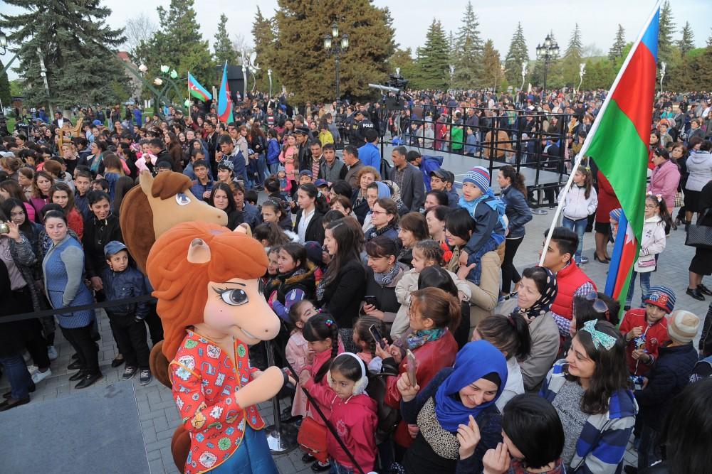 «Баку-2017»: Фестиваль воды оставил в памяти гусарцев глубокий след