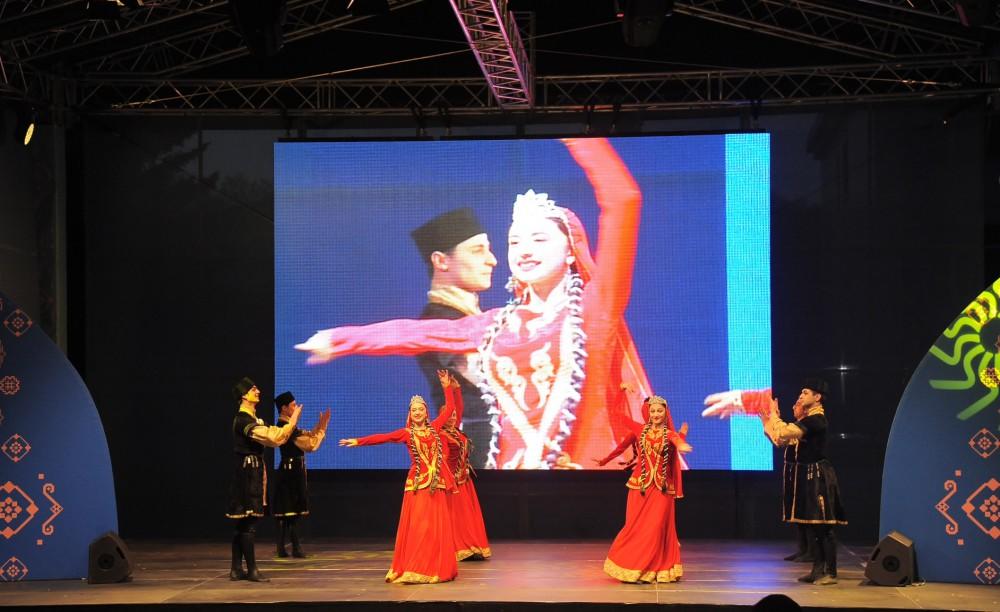 «Баку-2017»: Фестиваль воды оставил в памяти гусарцев глубокий след