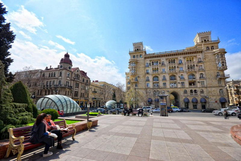 Красота и величие европейской архитектуры в Баку