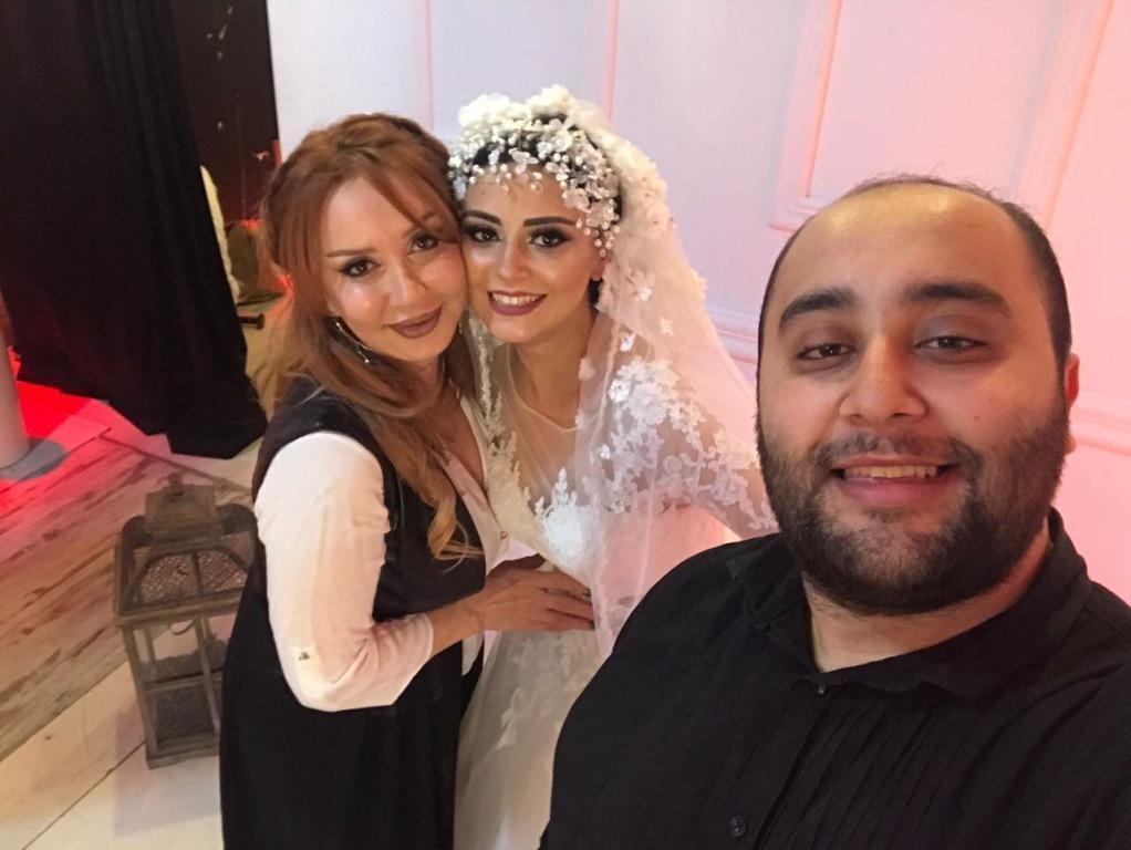 Vüsalə toyundan sonra ilk dəfə gəlinlik geyindi