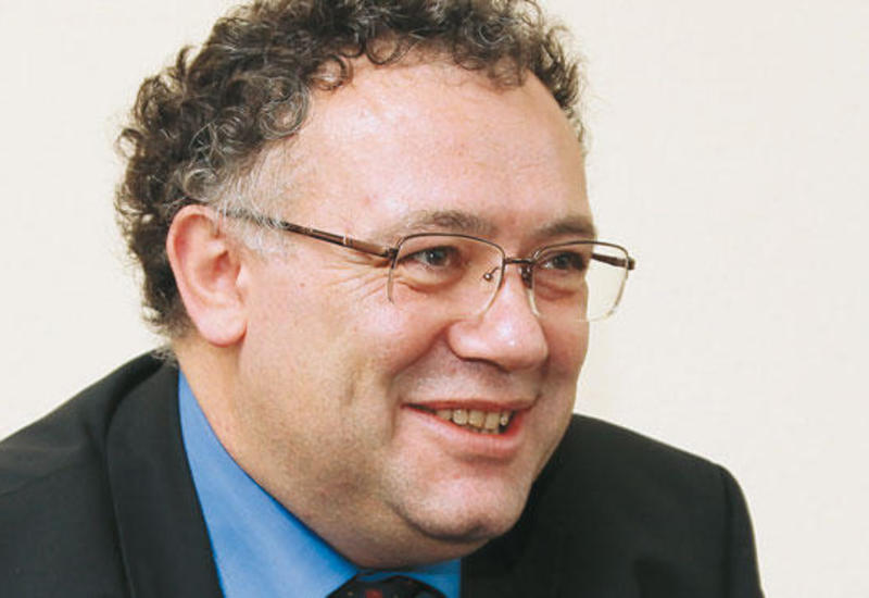 Госсекретарь Венгрии: Межкультурный диалог может помочь решить глобальные проблемы