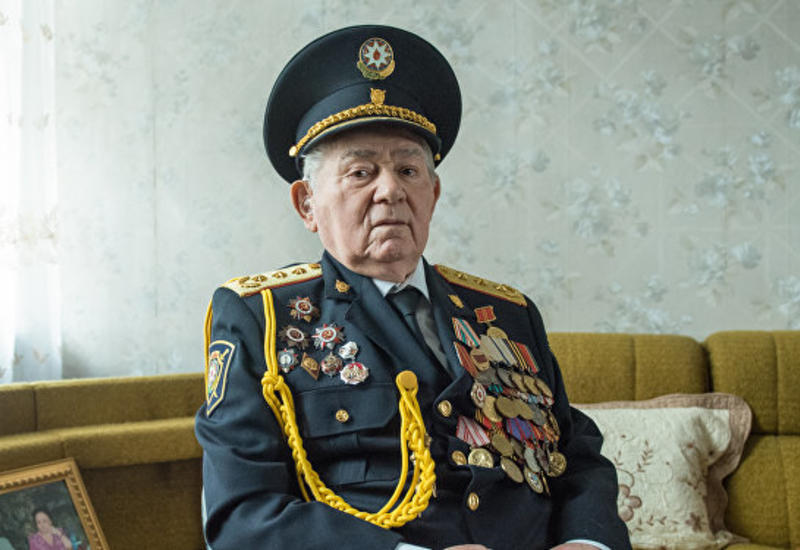 "Я - Исмаил Касумов из Кировабада" – история надписи на Рейхстаге