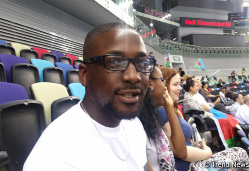 Britaniyalı turist: "İdman yarışlarını canlı izləmək çox maraqlıdır"