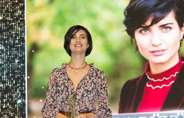 Tuba Büyüküstün "Ən yaxşı aktrisa" seçildi