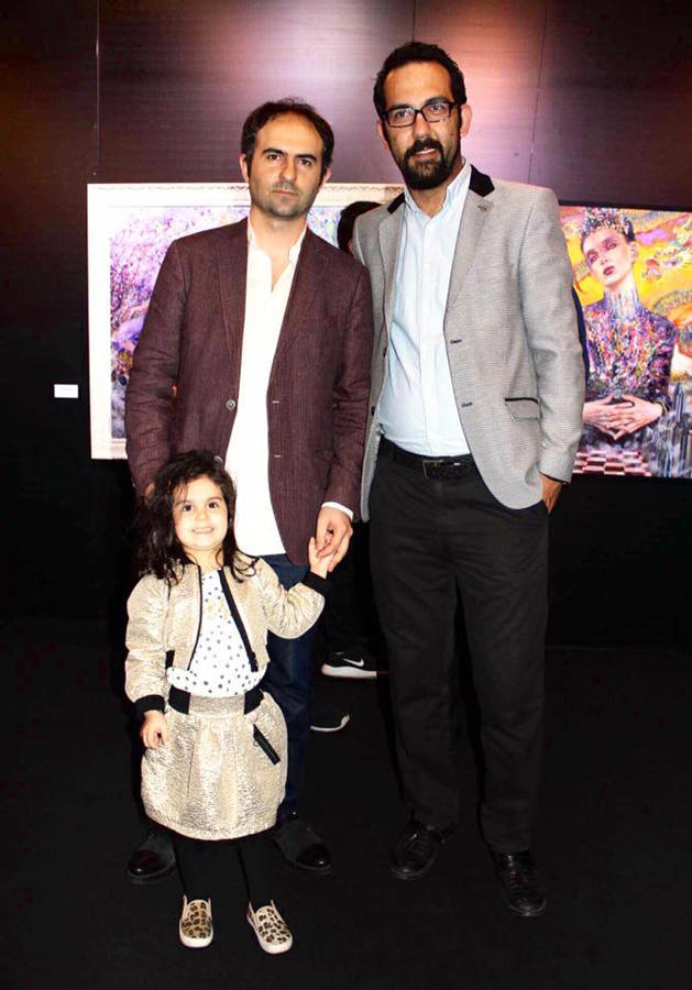 Художник Эмиль Азиз представил жителям Баку "Цветение"