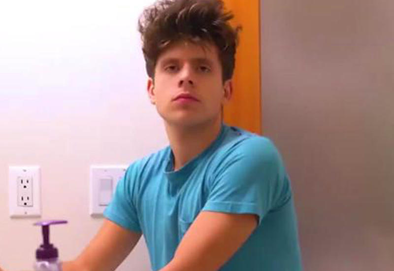 Пользователи Сети пришли в восторг от видео о несчастной любви