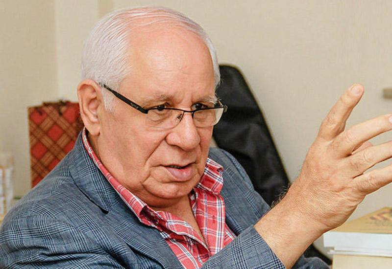 Rafiq Seyidzadə: "Anam çox gözəl oxuyurdu. Səsi Şövkət Ələkbərovanınkı kimi gözəl idi"