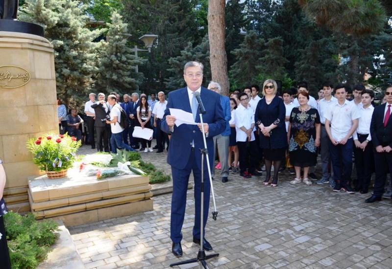 В Баку прошло мероприятие, посвященное 218-й годовщине со дня рождения А.С.Пушкина