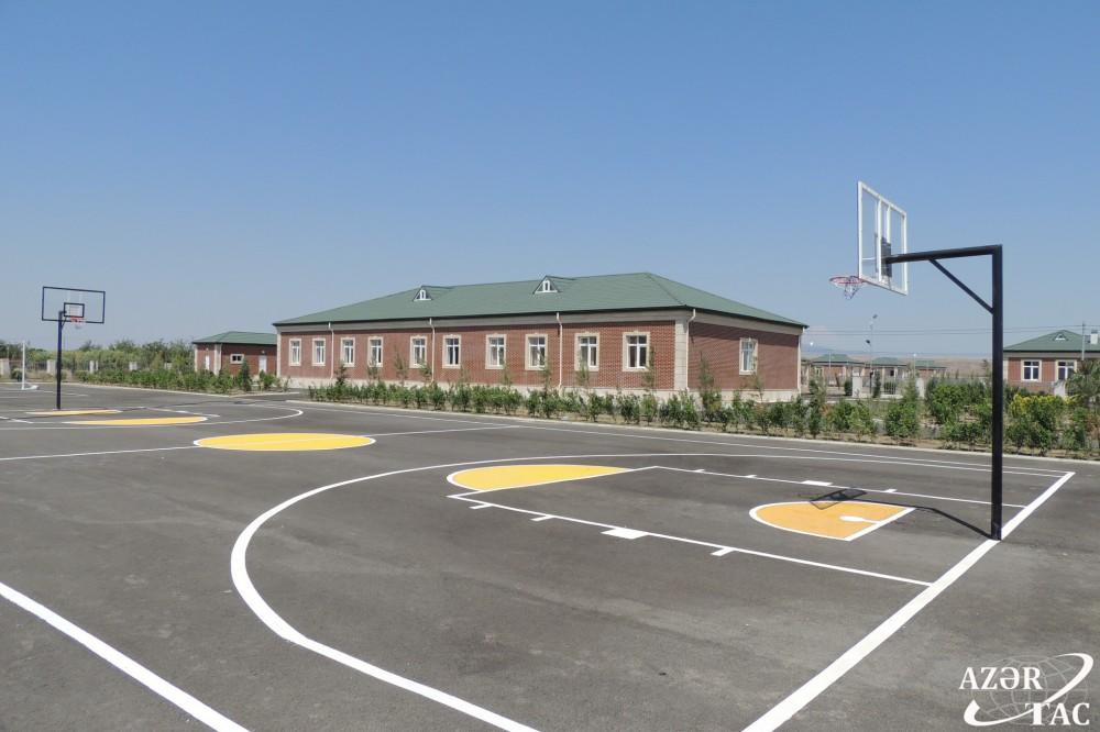 Ласточки вьют гнезда в освобожденном селе Джоджуг Мерджанлы