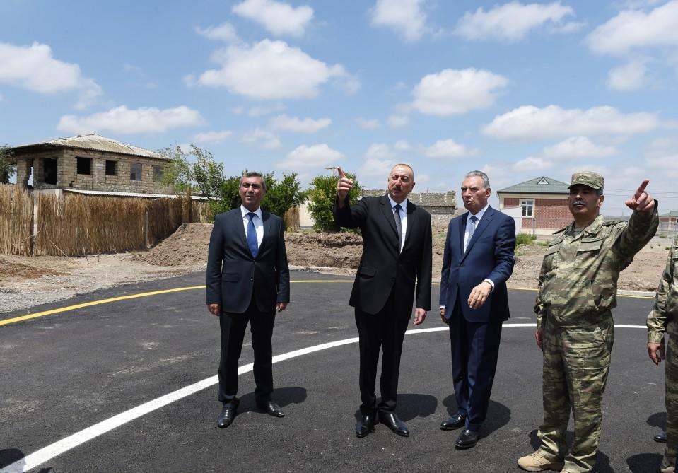 Президент Ильхам Алиев ознакомился с работами, проведенными в восстановленном селе Джоджуг Мерджанлы
