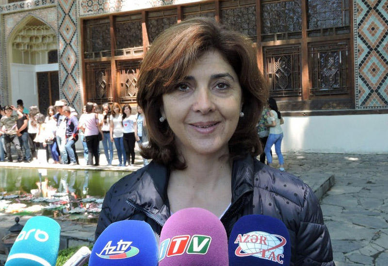 "Xan sarayının möhtəşəmliyinə, gözəlliyinə heyran qaldım"