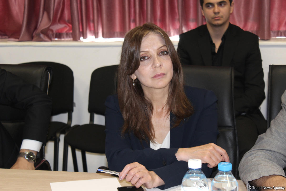 Bakıda ekspertlər Rusiya-Azərbaycan münasibətlərini müzakirə edirlər