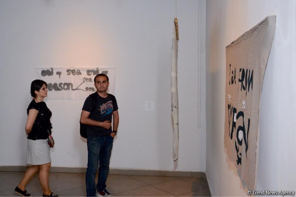 В Yay Gallery открылась выставка "Между морем и горами"