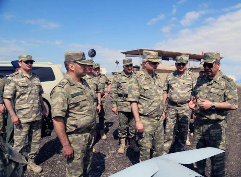 В ходе широкомасштабных учений азербайджанской армии проведены боевые стрельбы