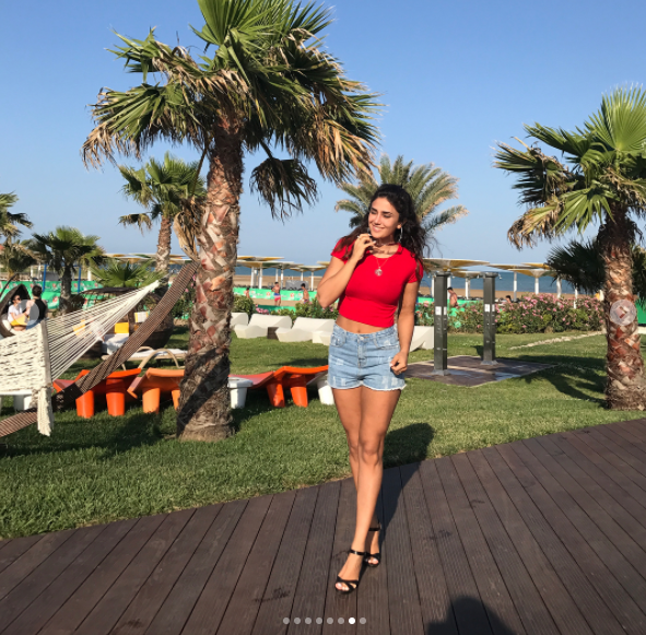 Pərvin Abıyeva çimərlik mövsümünü açdı